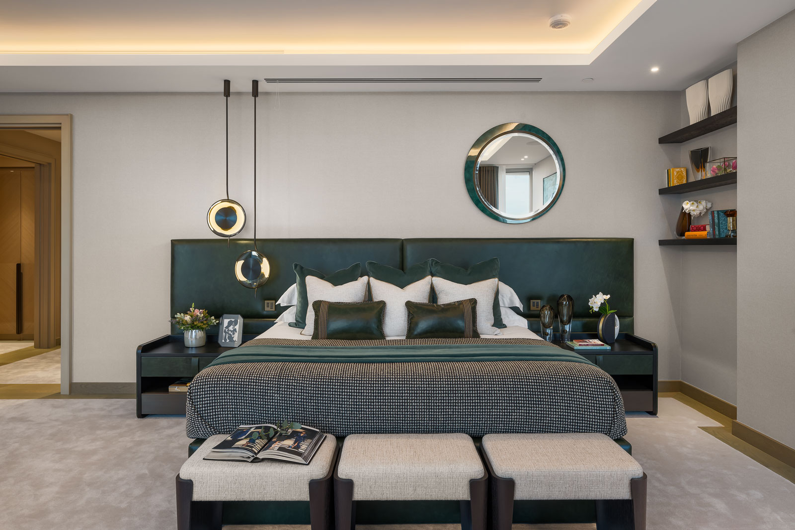 Apartment 81 Image 14